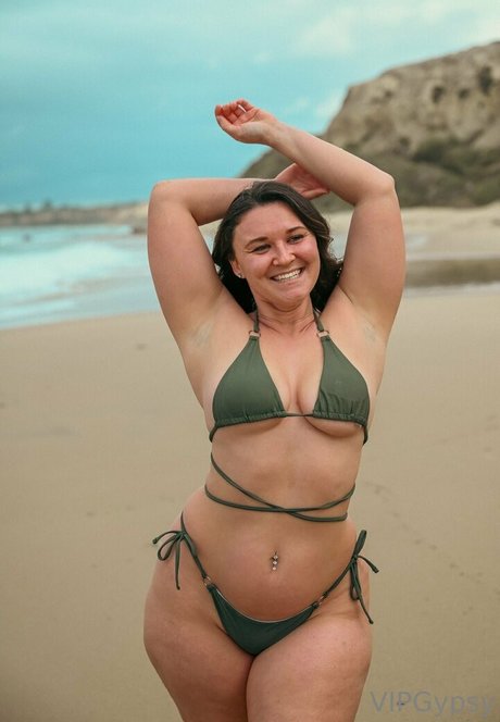 plage milf onlyfans adulte xxx photo