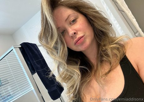 emiaddisonx modèle gratuit galeries