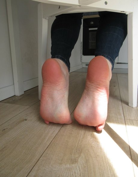 neolasoles modèle xxx photos