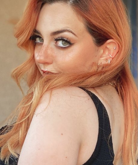 femme seulementfans exclusivité érotique galerie