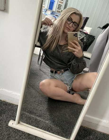 blonde au gros cul onlyfans bel art images