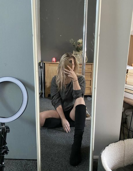 reine de pique onlyfans assez haute qualité des photos