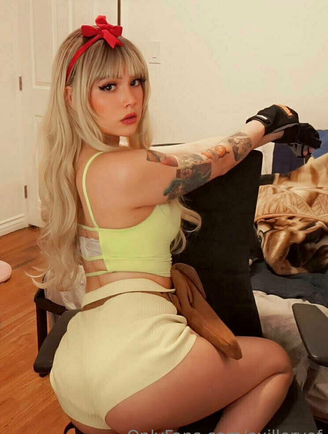 blonde aux gros seins onlyfans art pornographique galeries