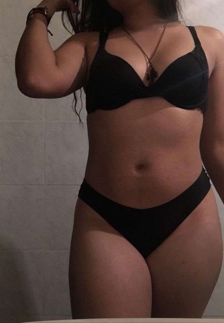 Monica Escobar belle étoile collection