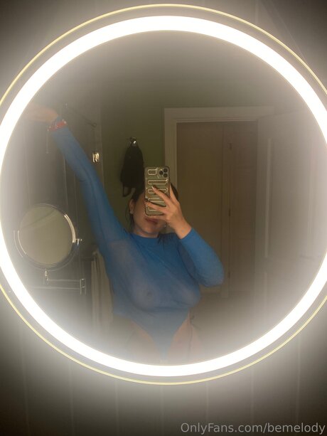 bemelody_ actrice adulte galeries