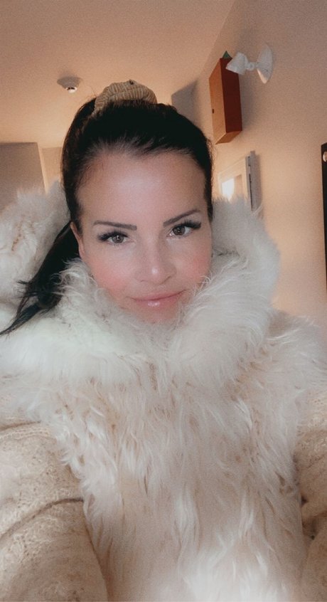 _bellarosy_ actrice chaude images