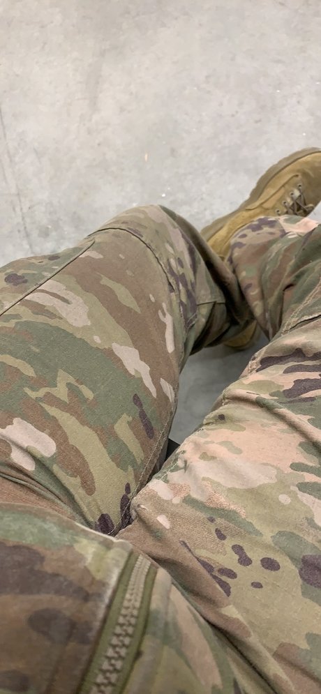 All American Canadian Bi Soldier_ star du porno chaude images