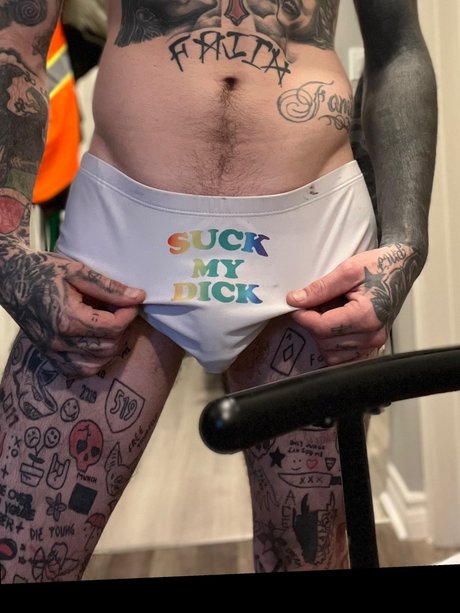 Mike Fischer actrice xxx image