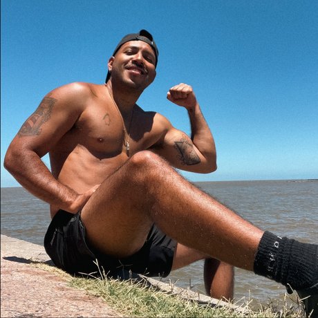 Miguel Wolf actrice érotique des photos