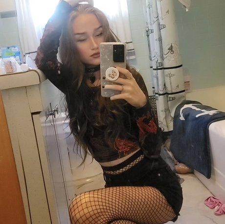 _minimarsha_ actrice de nus photos