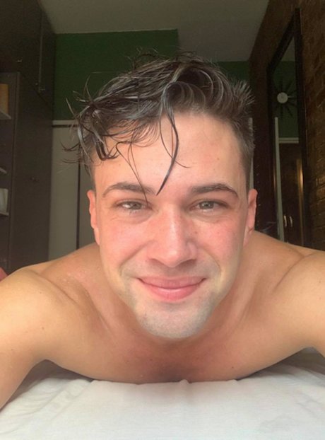 Milo Hudson actrice libre collection