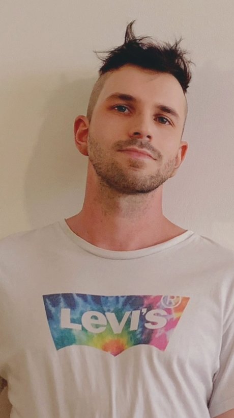 CaptNemo030Free actrice nue archive