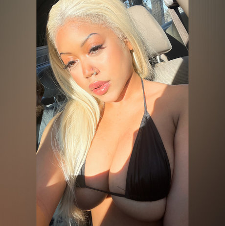 Jada Fendi star du porno sexy archive