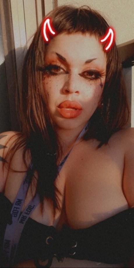 Miss Alayna Smittin meilleure actrice des photos