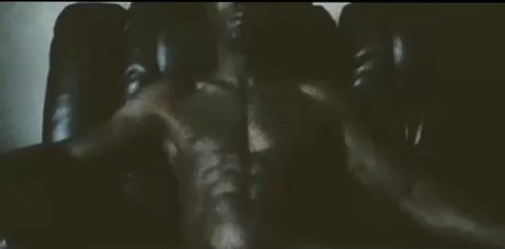 Melaneight modèle gratuit des photos