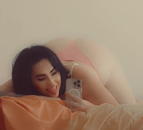 AbbyDoll jolie star du porno image