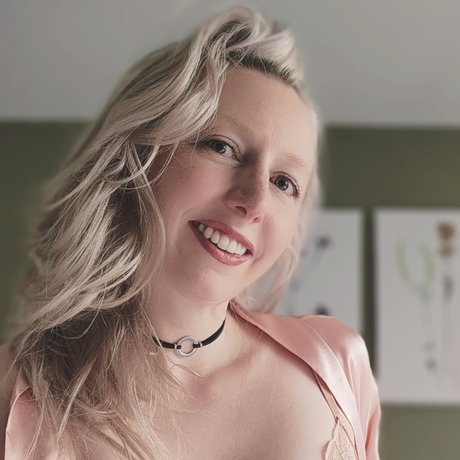 Mira VIP_ modèle de sexe images