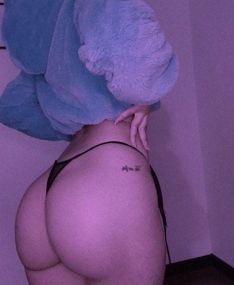 Carol Andrea_ étoile érotique img