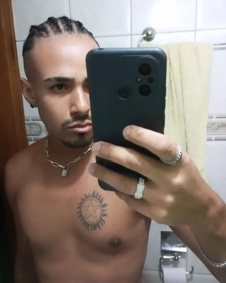 JhowBB modèle magnifique photos