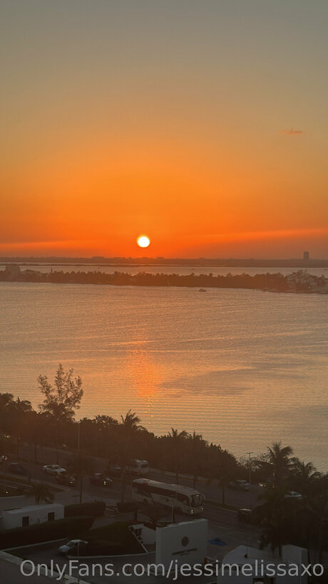 fans de monstres uniquement porno photos