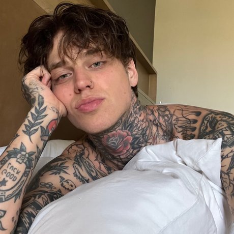 Aaron_ sexe star image