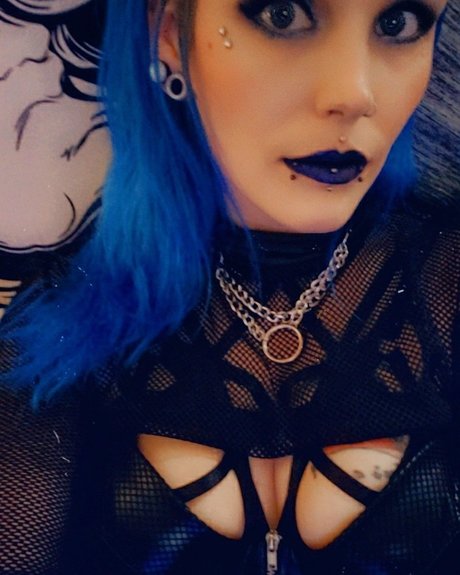 Seven Cat star du porno chaude des photos