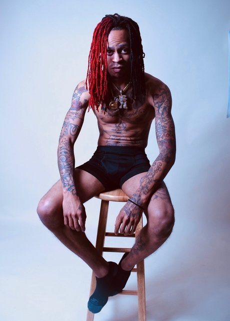 Mistake haut modèle des photos