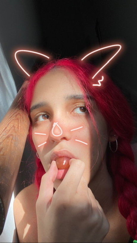 Meghan Rose haut modèle img