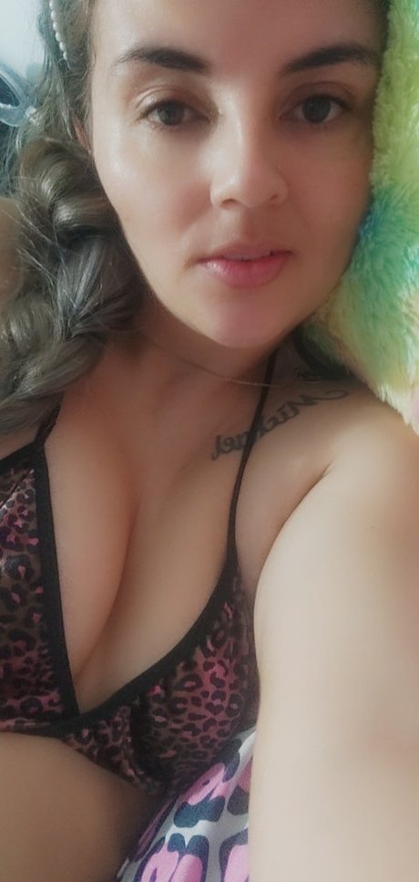 Paisita hot modèle des photos