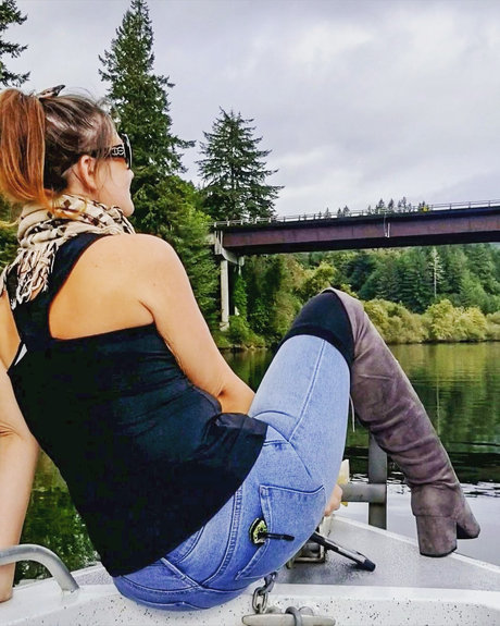 InappropriateFishingChick Ocean modèles nus galerie