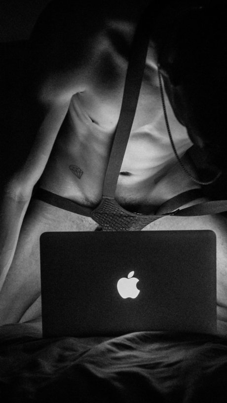 MMJR Photo X nus star du porno photos