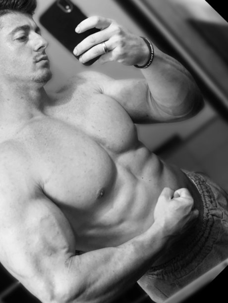 MMarquezan star du porno gratuite image