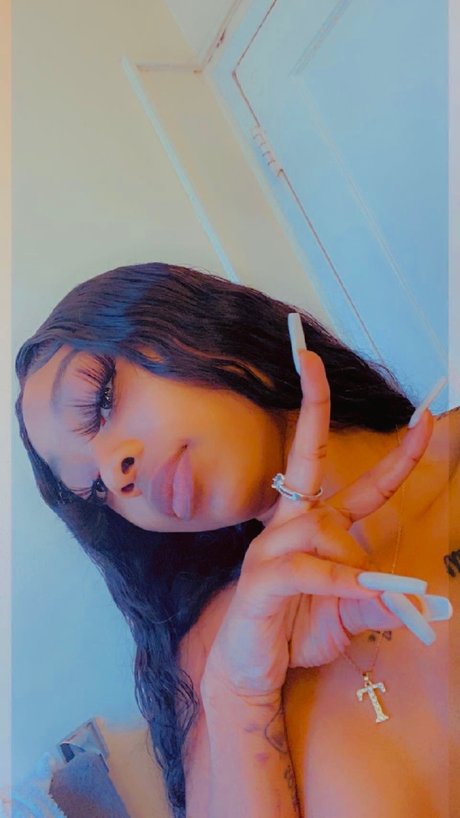 TK_ étoile adulte des photos