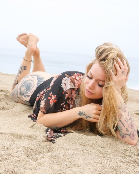 Jaycee_ joli modèle galeries