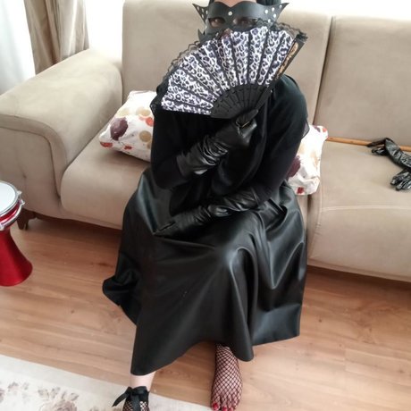 Nilufer sexe star archive