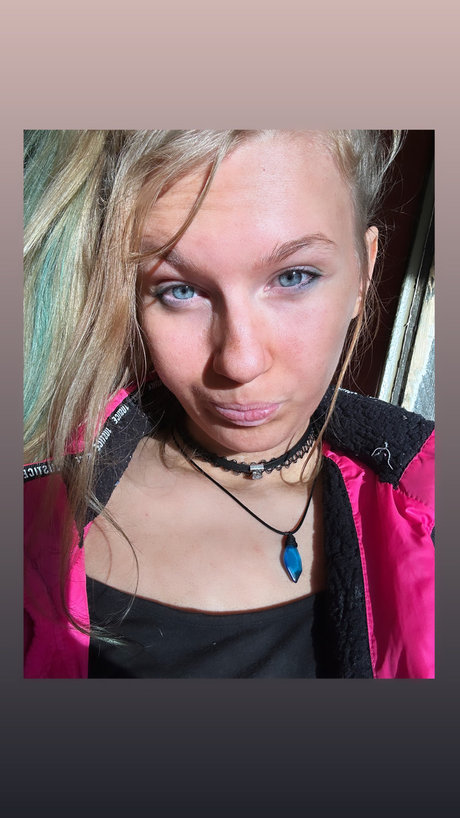 Hollie star_ actrice exclusive collection