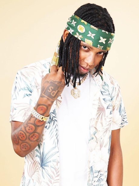 Monki Graff actrice sexy img