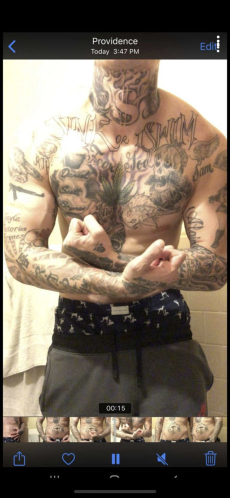 Mbrynes star du porno sympa galerie