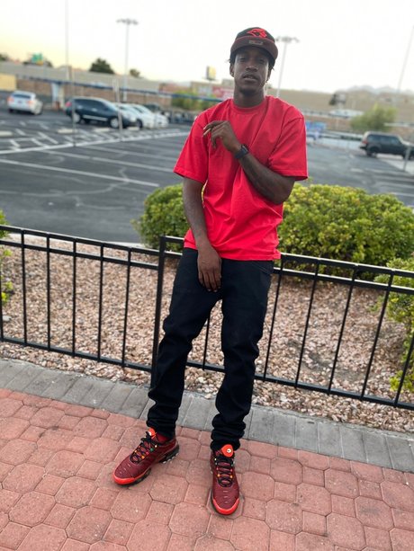 jolie ébène onlyfans pornographique érotique des photos