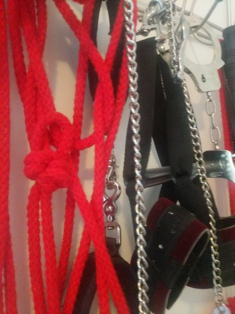 Mother Witch star du porno adulte photo