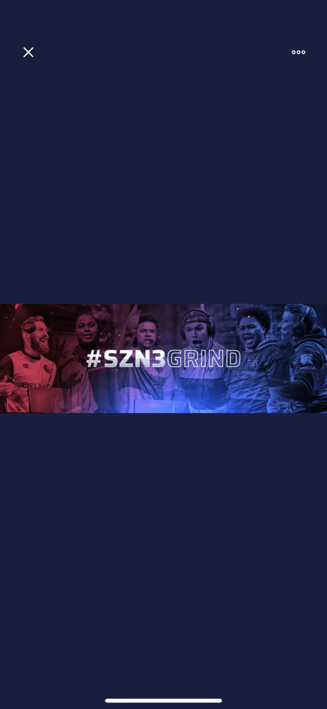 Basil Rose modèle érotique collection