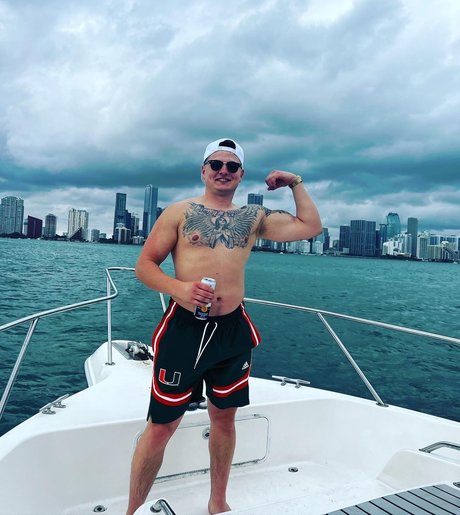 Jay2323 jolie star du porno photos