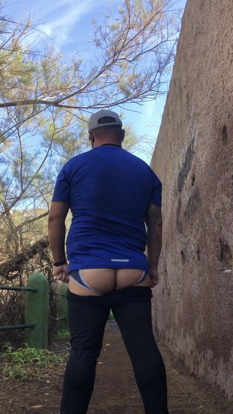 Mr Osarte modèles nus des photos