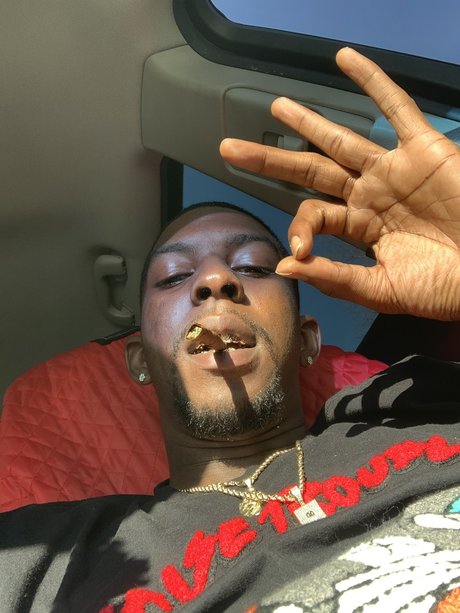 MrGoodDick672 haut de star du porno photo