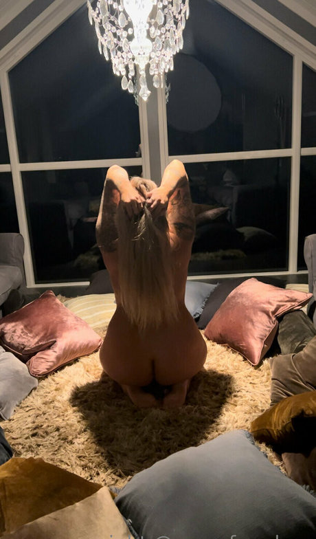 pure femdom modèle adulte image