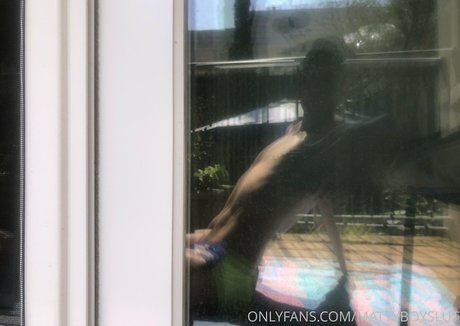 peachinheat modèle exclusif des photos