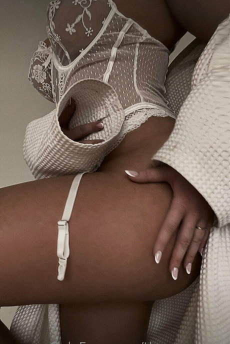 enirevesfree modèle chaud galeries