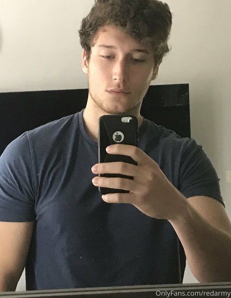 redarmy modèle parfait image