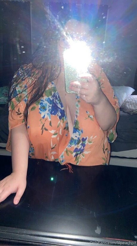 lilpeachpit star du porno chaude images