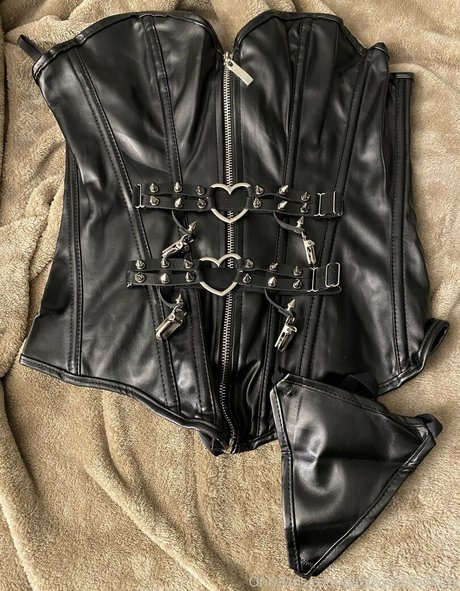 dommiemommyy nus de stars du porno img